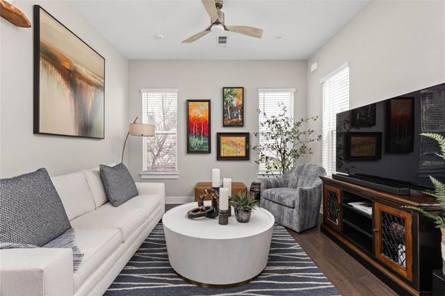 4325 Jackson Ave 2105, Austin, TX 78731