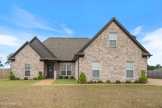 117 Honor Cove, Senatobia, MS 38668