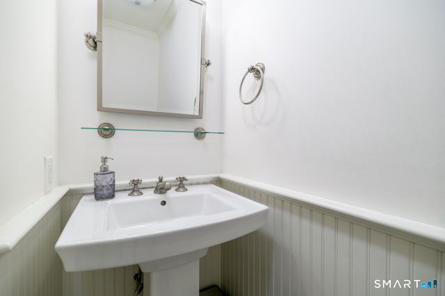 65 Riverside Avenue 65, Stamford, CT 06905