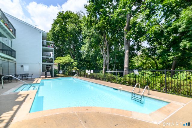 65 Riverside Avenue 65, Stamford, CT 06905