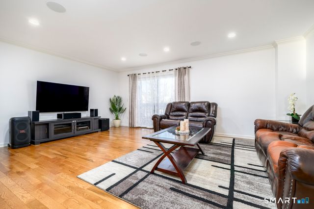 65 Riverside Avenue 65, Stamford, CT 06905