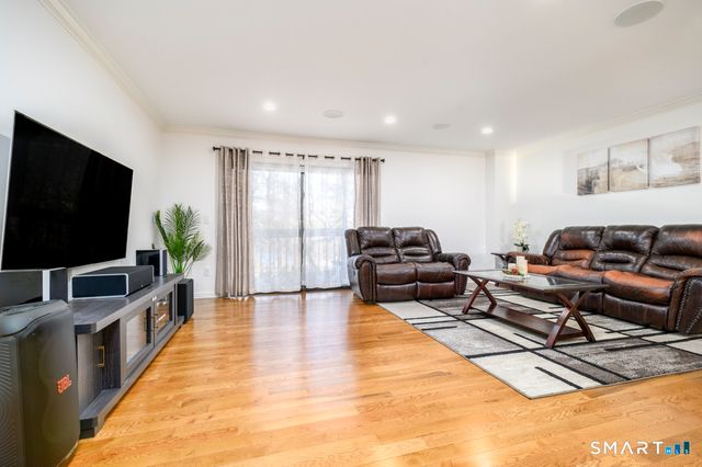 65 Riverside Avenue 65, Stamford, CT 06905