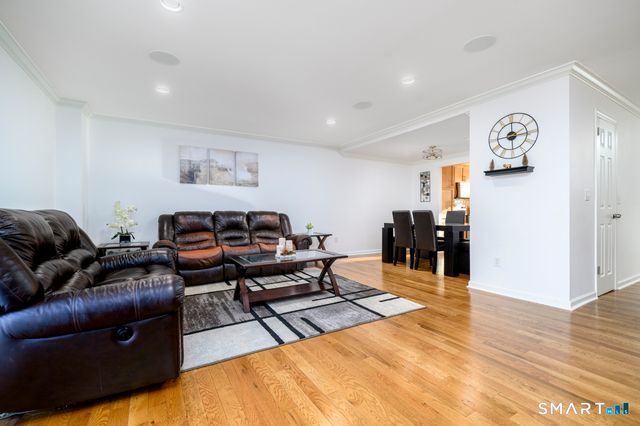 65 Riverside Avenue 65, Stamford, CT 06905