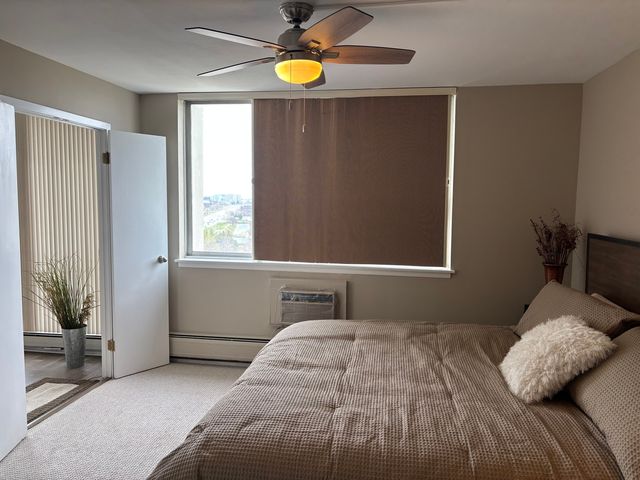 40 N Tower Road 10M, Oak Brook, IL 60523
