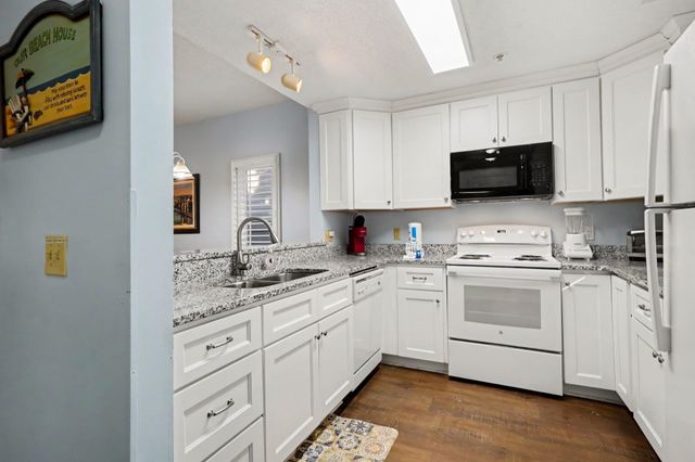 1221 Tidewater Dr Apt 2211, North Myrtle Beach, SC 29582