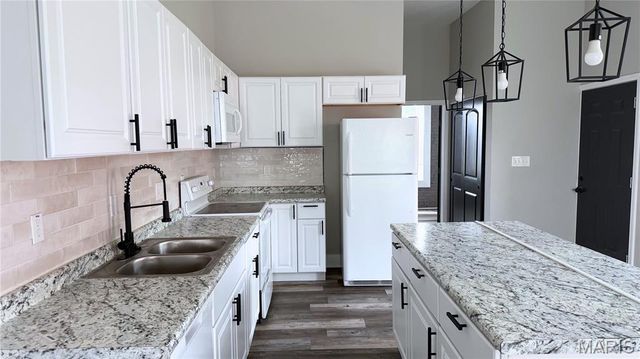 3938 Iowa Avenue, St Louis, MO 63118