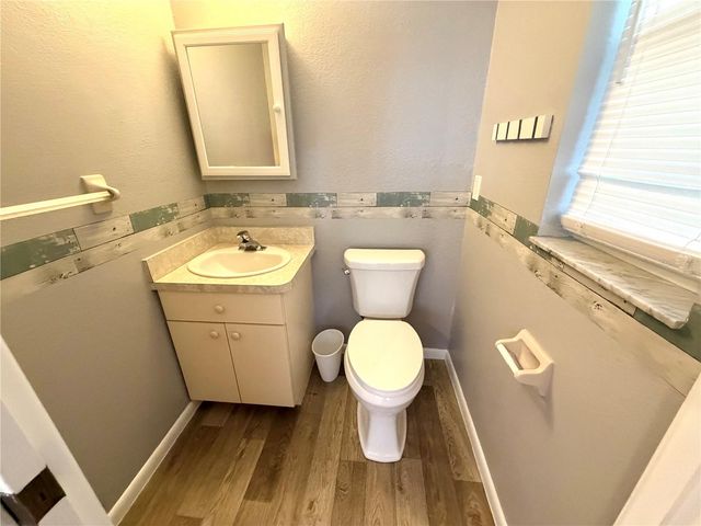 516 NORTHMOOR AVENUE N, St Petersburg, FL 33702