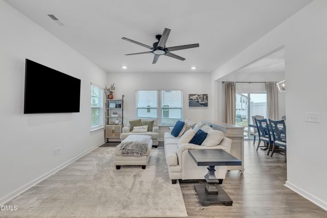 81 Paperwhite Place 213, Clayton, NC 27527