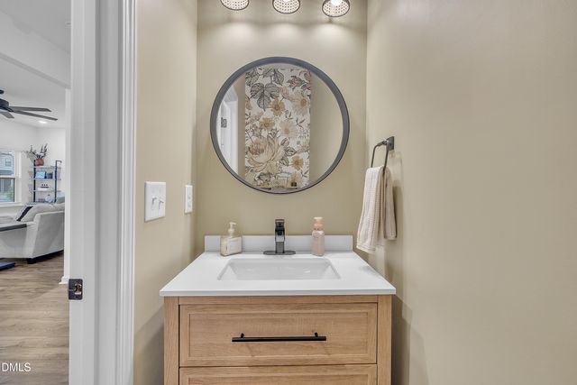 81 Paperwhite Place 213, Clayton, NC 27527