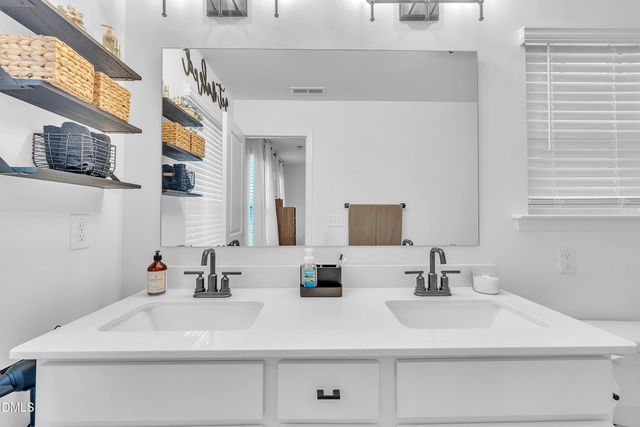 81 Paperwhite Place 213, Clayton, NC 27527