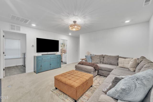 81 Paperwhite Place 213, Clayton, NC 27527