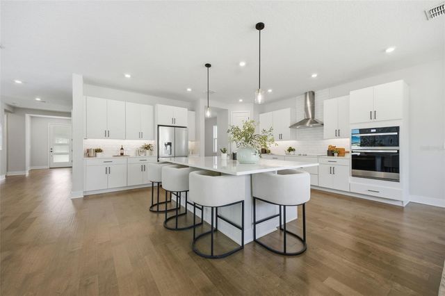 3608 E TAMPA CIRCLE, Tampa, FL 33629