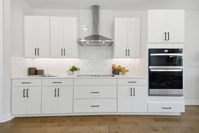 3608 E TAMPA CIRCLE, Tampa, FL 33629