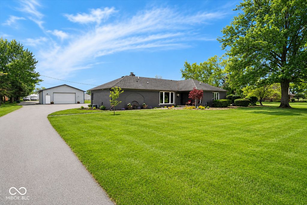 8315 N County Road 150 E, Pittsboro, IN 46167