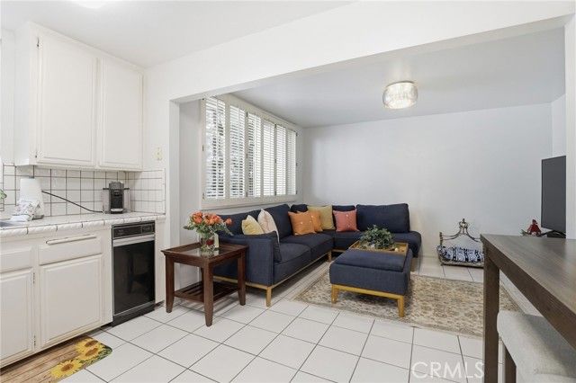 5420 Lindley 7, Encino (los Angeles), CA 91316