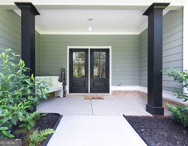 143 Hidden Lake Court, Pine Mountain, GA 31822