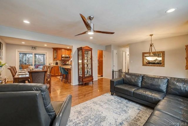 6 Kakiat Lane, Spring Valley, NY 10977