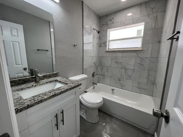 3380 E Atlantic Drive, Boynton Beach, FL 33435