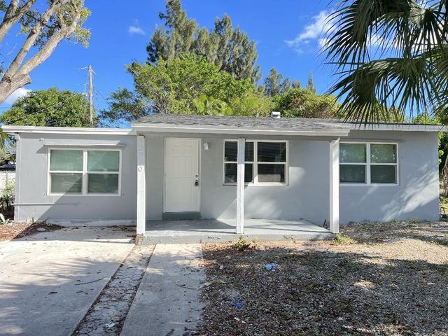 3380 E Atlantic Drive, Boynton Beach, FL 33435