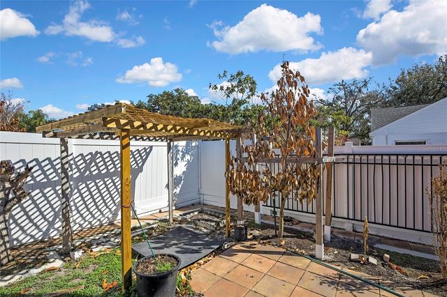 651 BREEZEWAY COURT, Brandon, FL 33511