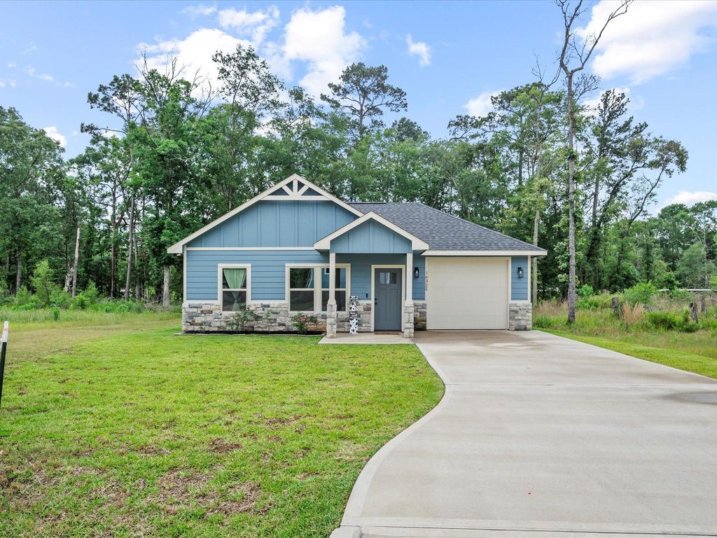 16322 Crockett Martin Estates Drive, Conroe, TX 77306