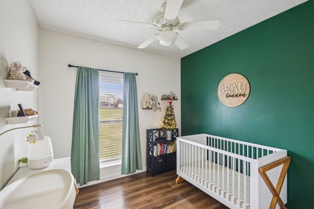 125 Auburn Ct, Murfreesboro, TN 37128