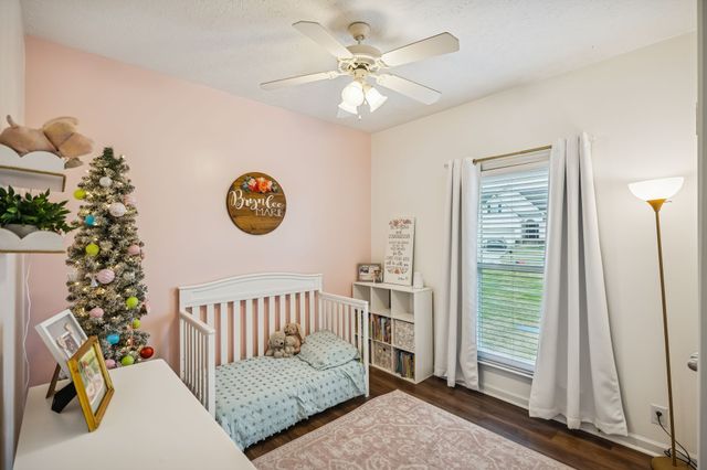 125 Auburn Ct, Murfreesboro, TN 37128