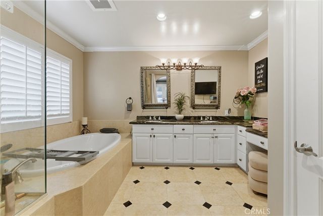 520 W Hermosa, Fullerton, CA 92835