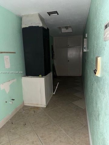 105 NE 17th St, Homestead, FL 33030