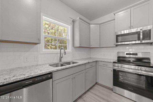 2125 Sandbrook Loop, Leland, NC 28451