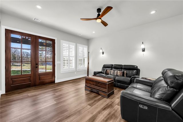 18108 & 18110 Edgewood Road, Fayetteville, AR 72703