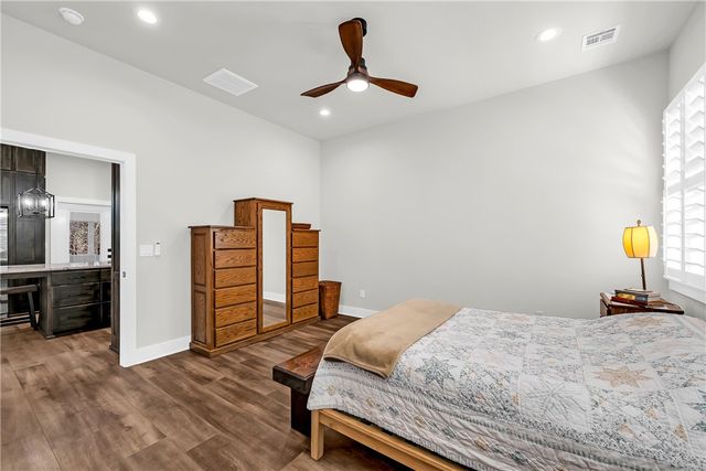 18108 & 18110 Edgewood Road, Fayetteville, AR 72703