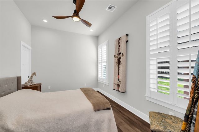 18108 & 18110 Edgewood Road, Fayetteville, AR 72703