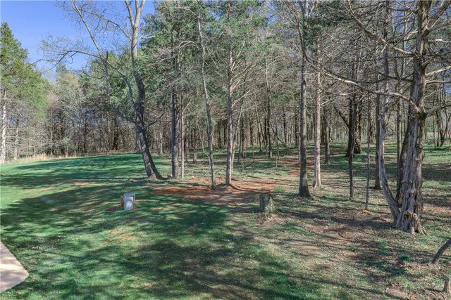 18108 & 18110 Edgewood Road, Fayetteville, AR 72703