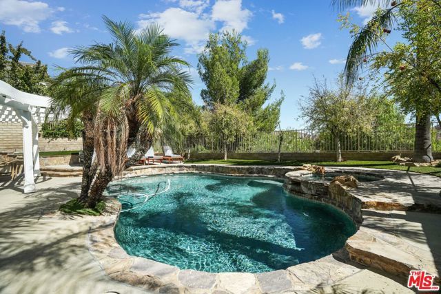 28412 Rock Canyon Drive, Santa Clarita, CA 91390