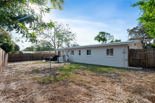 1106 CONNECTICUT ROAD, Tarpon Springs, FL 34689