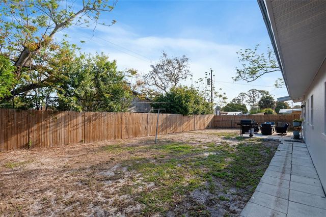 1106 CONNECTICUT ROAD, Tarpon Springs, FL 34689