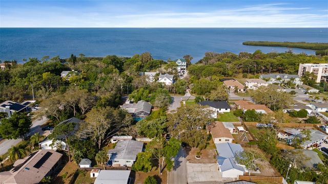 1106 CONNECTICUT ROAD, Tarpon Springs, FL 34689