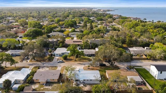 1106 CONNECTICUT ROAD, Tarpon Springs, FL 34689