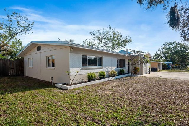 1106 CONNECTICUT ROAD, Tarpon Springs, FL 34689