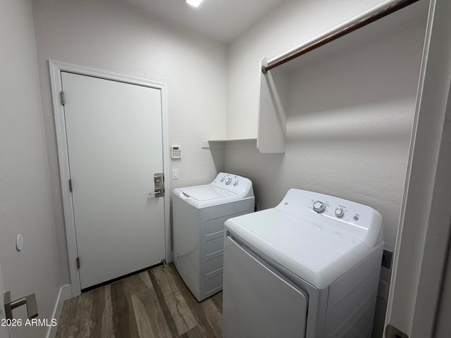 2557 W Brilliant Sky Drive, Phoenix, AZ 85085