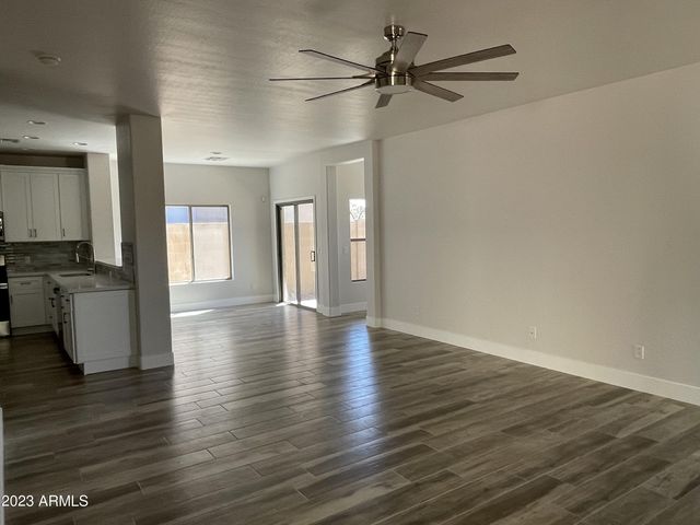 2557 W Brilliant Sky Drive, Phoenix, AZ 85085