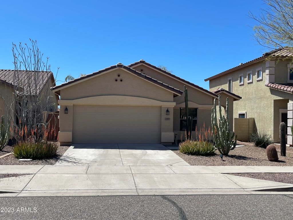 2557 W Brilliant Sky Drive, Phoenix, AZ 85085