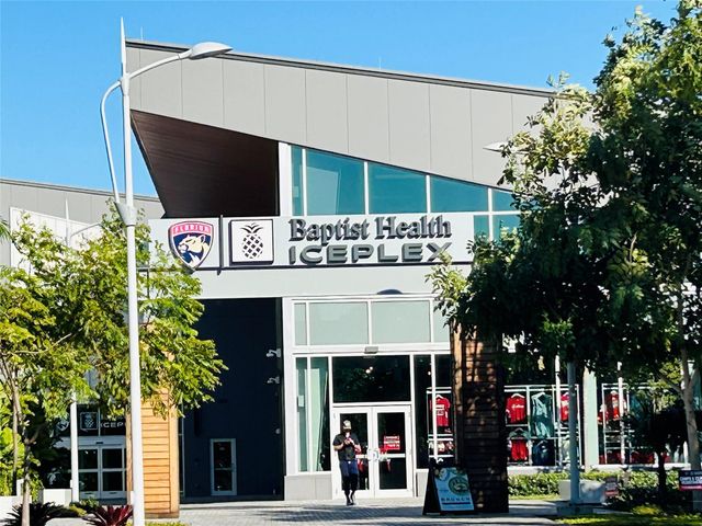 816 NE 7th Street, Fort Lauderdale, FL 33004