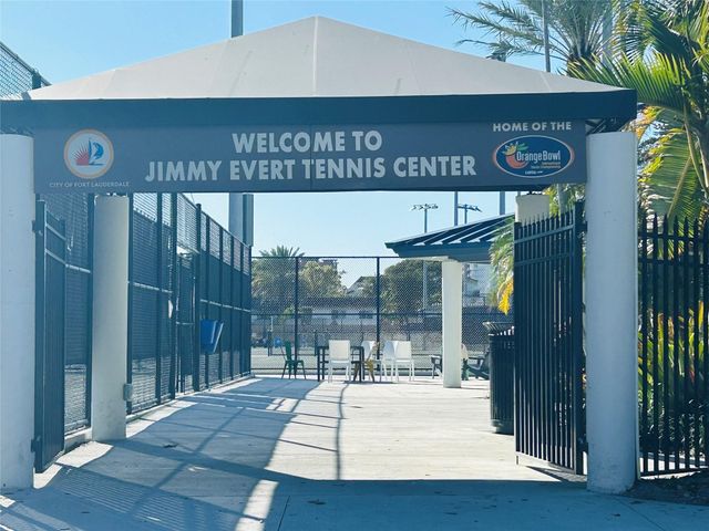 816 NE 7th Street, Fort Lauderdale, FL 33004