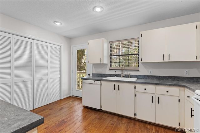 43 64th Street, Yankeetown, FL 34498