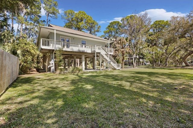 43 64th Street, Yankeetown, FL 34498