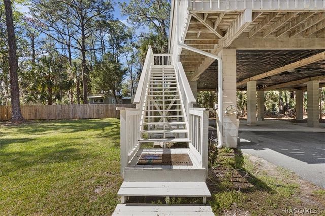 43 64th Street, Yankeetown, FL 34498