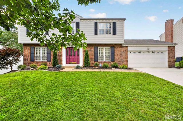 15534 Wendimill Drive, Chesterfield, MO 63017