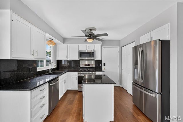 15534 Wendimill Drive, Chesterfield, MO 63017